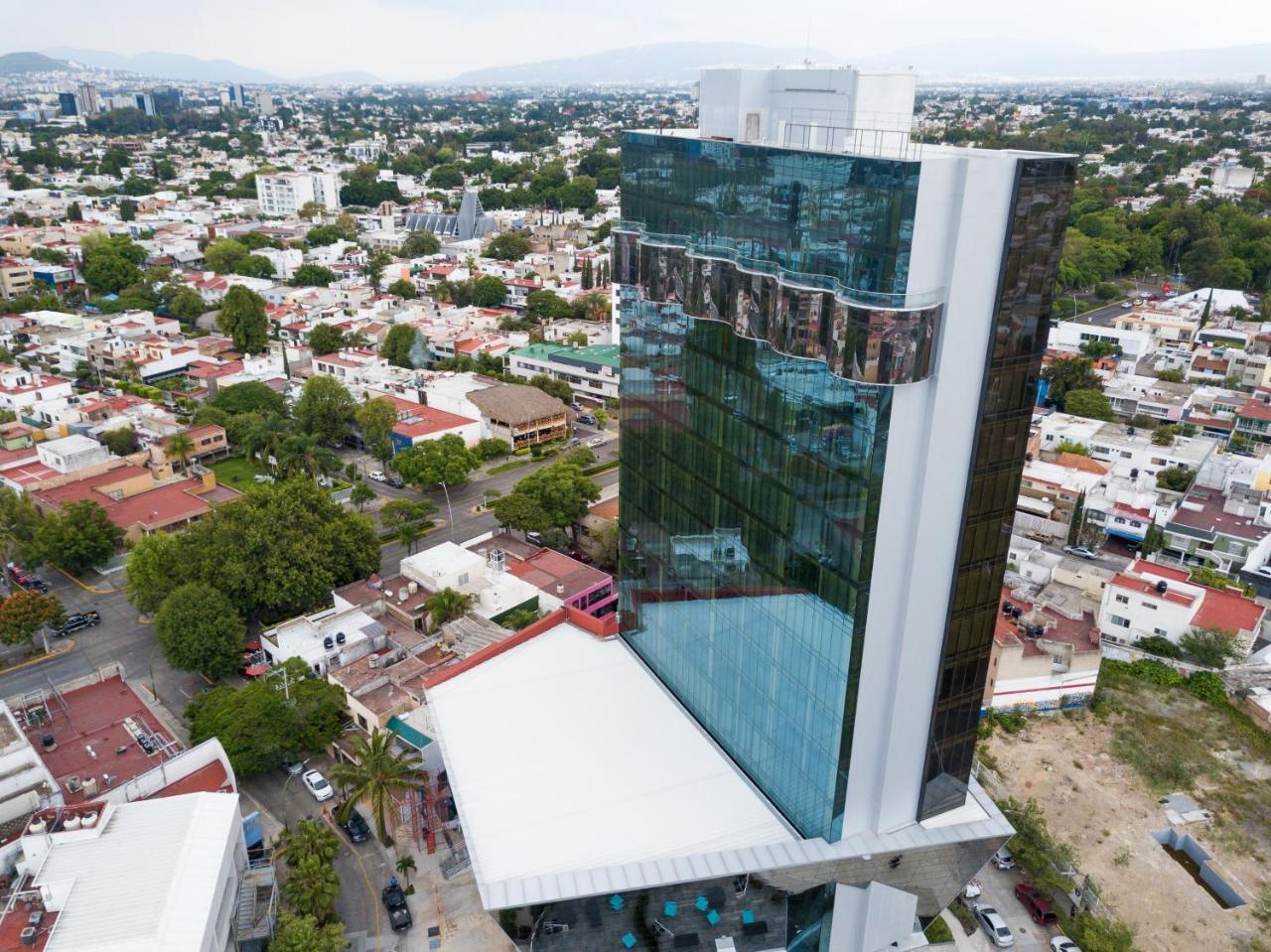 Baruk Guadalajara Hotel De Autor Екстер'єр фото Torre Futura